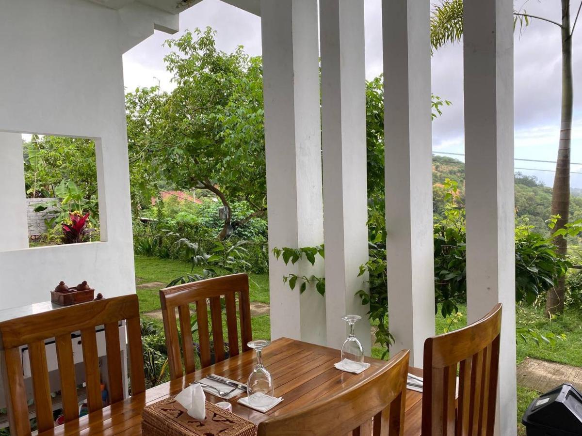 The Hill View Lombok Hotel Kuta  Kültér fotó